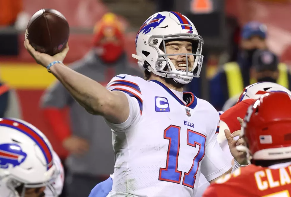 Josh Allen #17 of the Buffalo Bills throws a pass in the first half against the Kansas City Chiefs during the AFC Championship game at Arrowhead Stadium on January 24, 2021 in Kansas City, Missouri. (Photo by Jamie Squire/Getty Images)